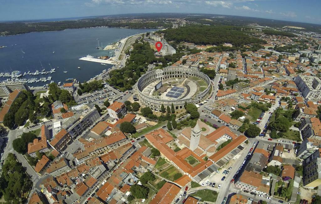 Arena Festival Apartment Pula Exterior foto