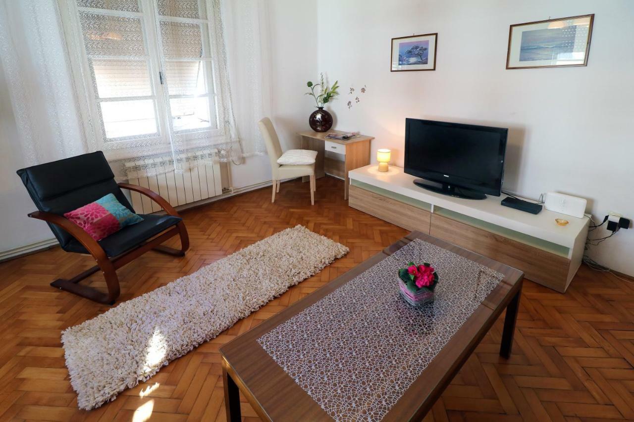 Arena Festival Apartment Pula Exterior foto